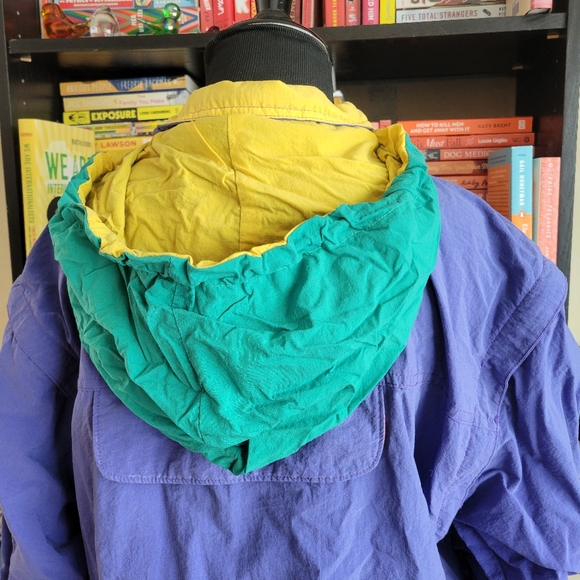 Vibrant 1990s Windbreaker Jacket Multiple Zippered Pockets & Hideaway Hood Sz LG - Picture 8 of 8